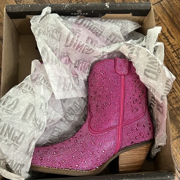 NWT Dingo Boots Leather Cowgirl Pink Fuschia Rhinestone embellished womens 8 - Picture 15 of 16
